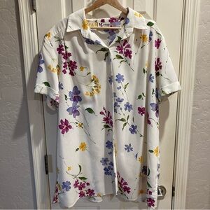 Maggie Sweet Floral Button Up Short Sleeve Blouse Size 1X